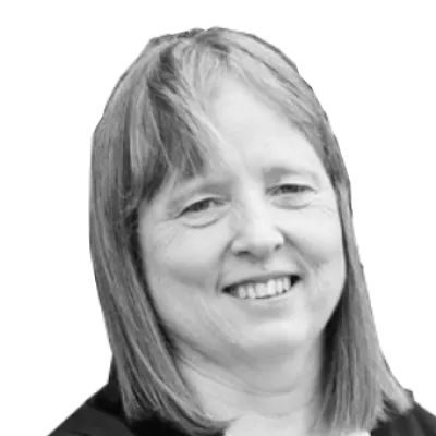 Leslie Glynn